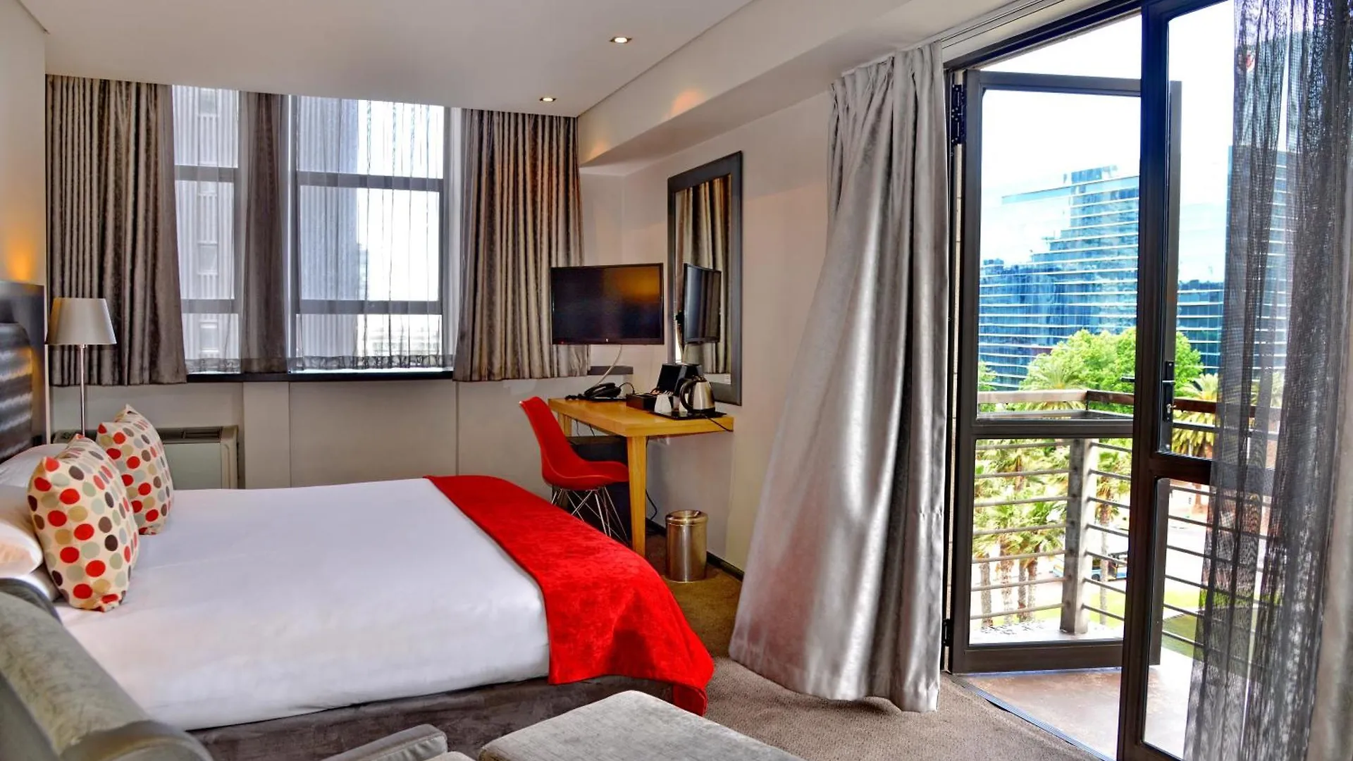 ****  Fountains Hotel Cape Town South Africa