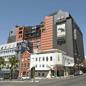 Cape Town Lodge Hotel Hotel